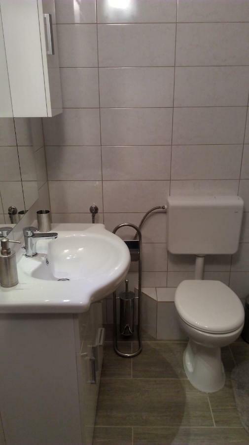 Apartamento Mali Delfin Sveti Juraj Exterior foto